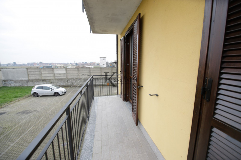 Immagine 22 di Appartamento in vendita  in via giovanni  faldella 68 a Crescentino