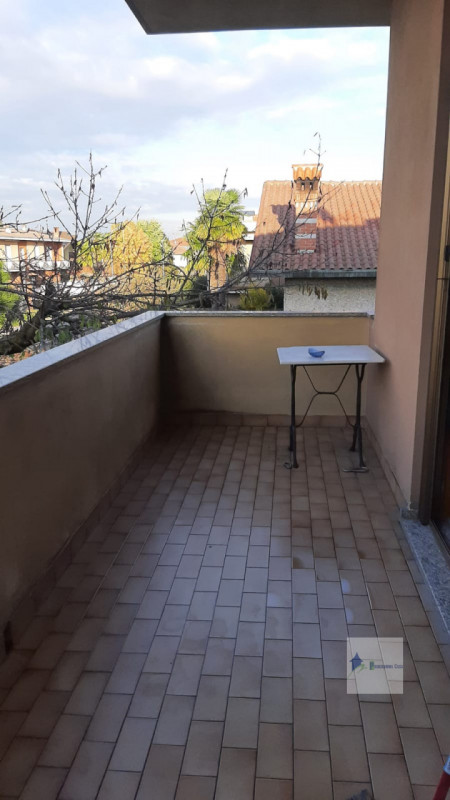 Immagine 23 di Casa bifamiliare in vendita  in via marche a Castano Primo