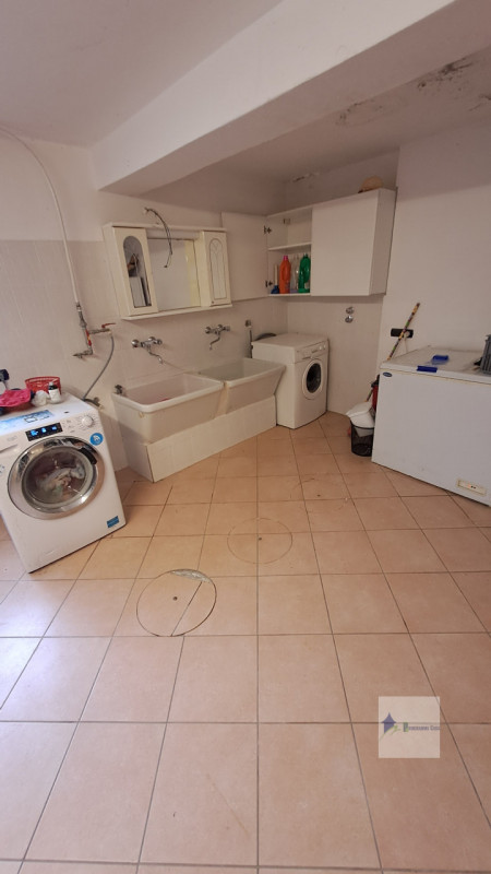 Immagine 24 di Casa bifamiliare in vendita  in via marche a Castano Primo