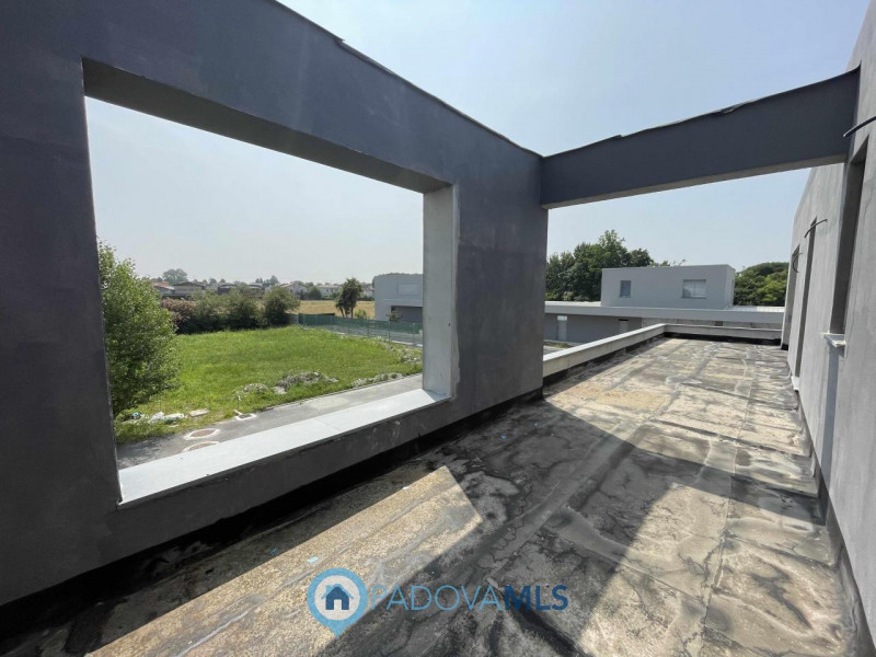 Immagine 18 di Casa bifamiliare in vendita  in via ugo foscolo a Selvazzano Dentro