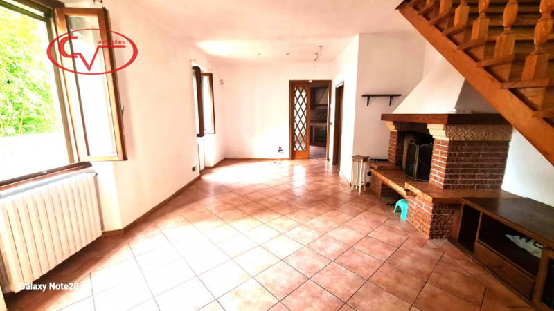 Immagine 2 di Villetta a schiera in vendita  in campogialli a Terranuova Bracciolini