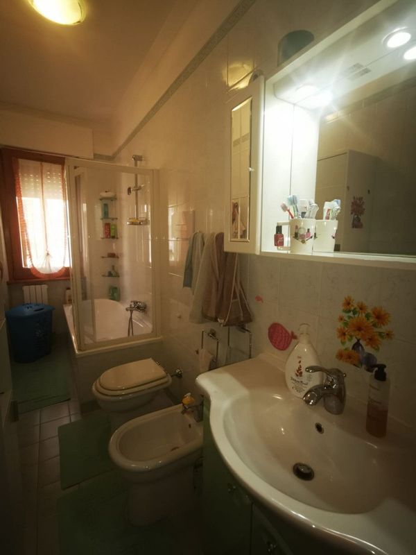 Immagine 3 di Appartamento in vendita  in via purificato a Catanzaro