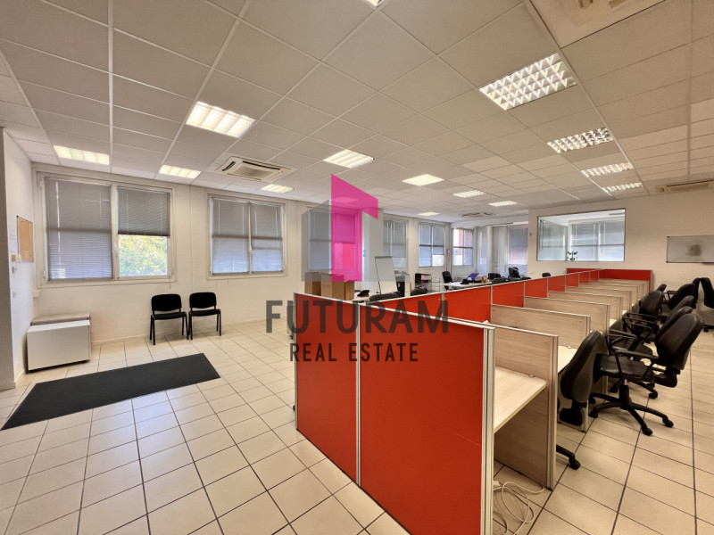 Immagine 2 di Ufficio in affitto  a Vicenza