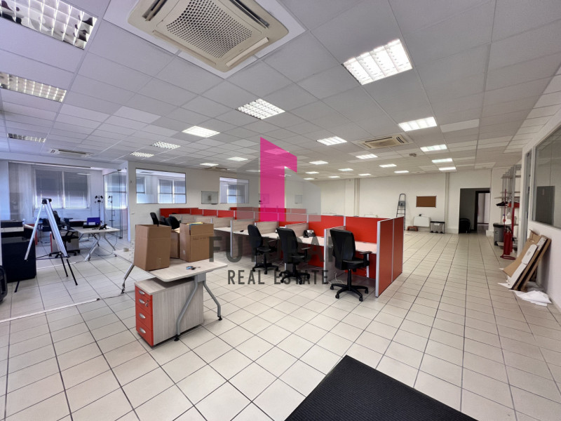 Immagine 3 di Ufficio in affitto  a Vicenza