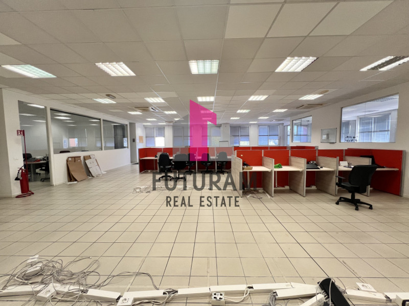 Immagine 8 di Ufficio in affitto  a Vicenza