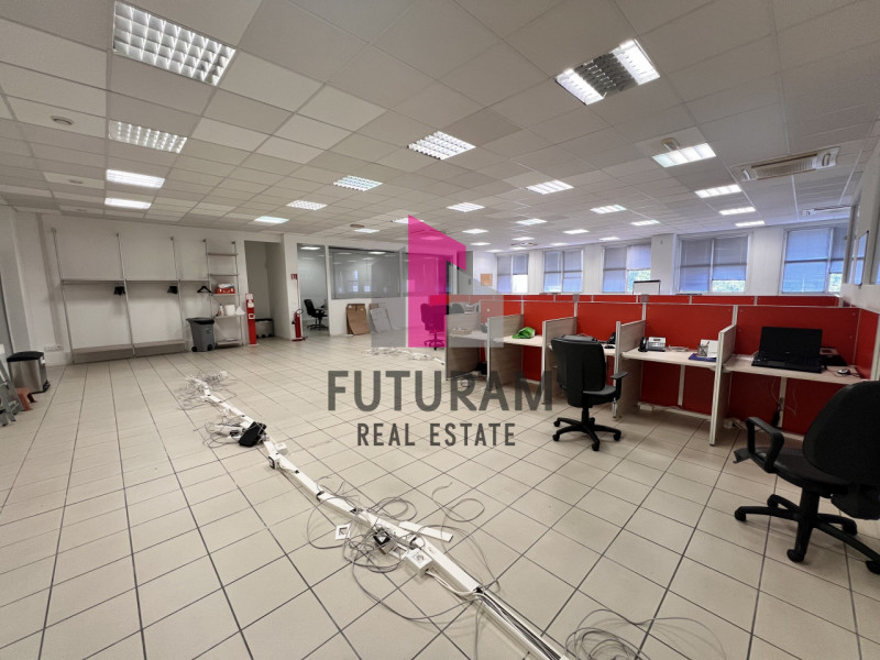 Immagine 9 di Ufficio in affitto  a Vicenza