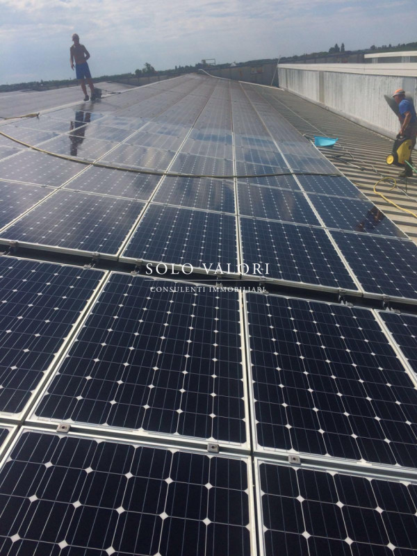 Immagine 11 di Capannone industriale in affitto  a Roncade