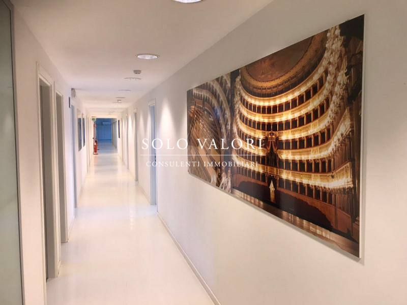 Immagine 16 di Capannone industriale in affitto  a Roncade