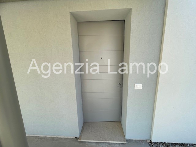 Immagine 4 di Casa bifamiliare in vendita  in Via Vittoria a Cessalto