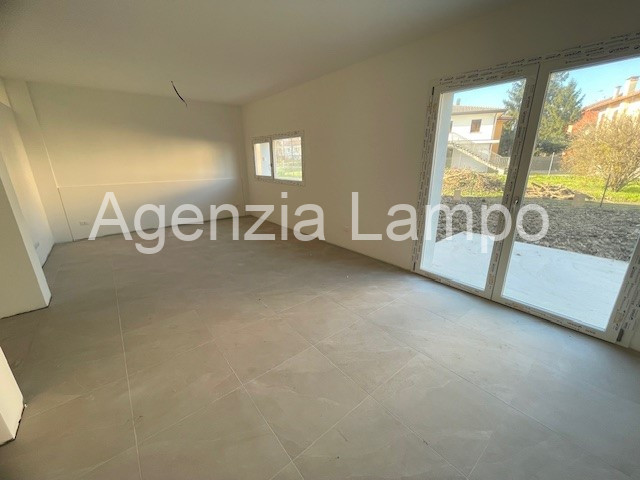 Immagine 9 di Casa bifamiliare in vendita  in Via Vittoria a Cessalto