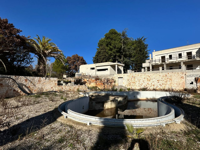 Immagine 5 di Hotel in vendita  in contrada tanzarella a Cisternino