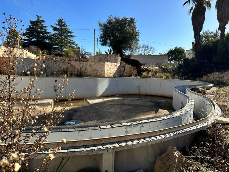 Immagine 8 di Hotel in vendita  in contrada tanzarella a Cisternino