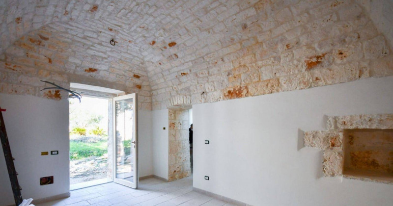 Immagine 30 di Hotel in vendita  in contrada tanzarella a Cisternino