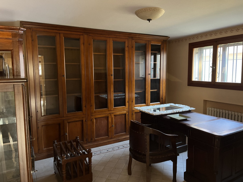 Immagine 7 di Villa in affitto  in Via Padova a Mirano