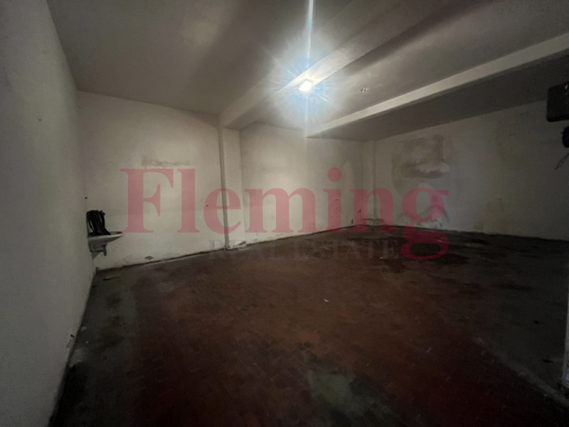 Immagine 7 di Garage in affitto  in Piazza Stefano Jacini a Roma