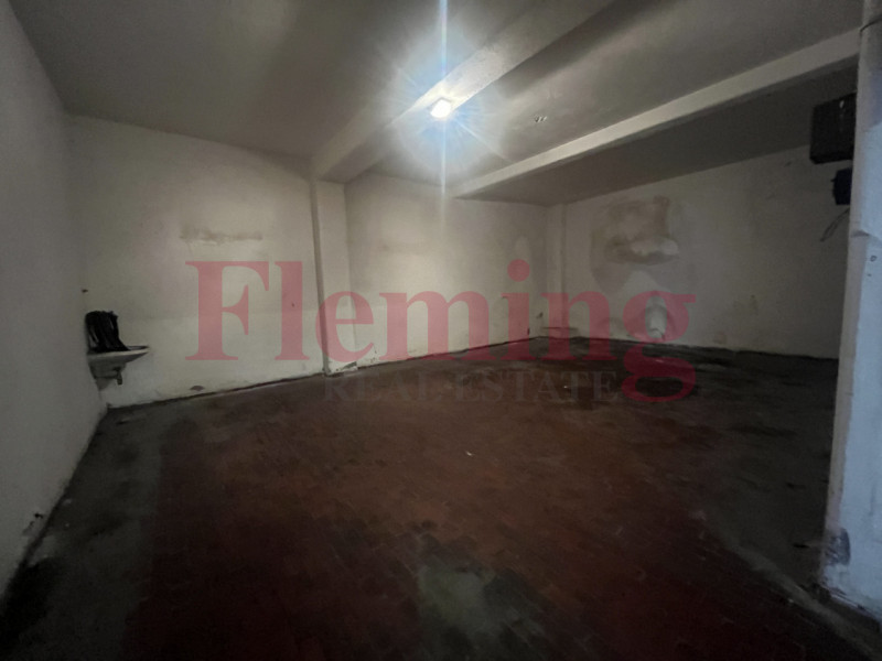 Immagine 14 di Garage in affitto  in Piazza Stefano Jacini a Roma