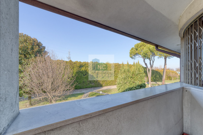 Immagine 11 di Villa in vendita  in via via cappello a Noventa Padovana