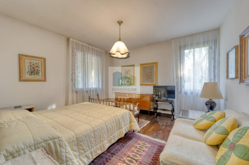 Immagine 24 di Villa in vendita  in via via cappello a Noventa Padovana