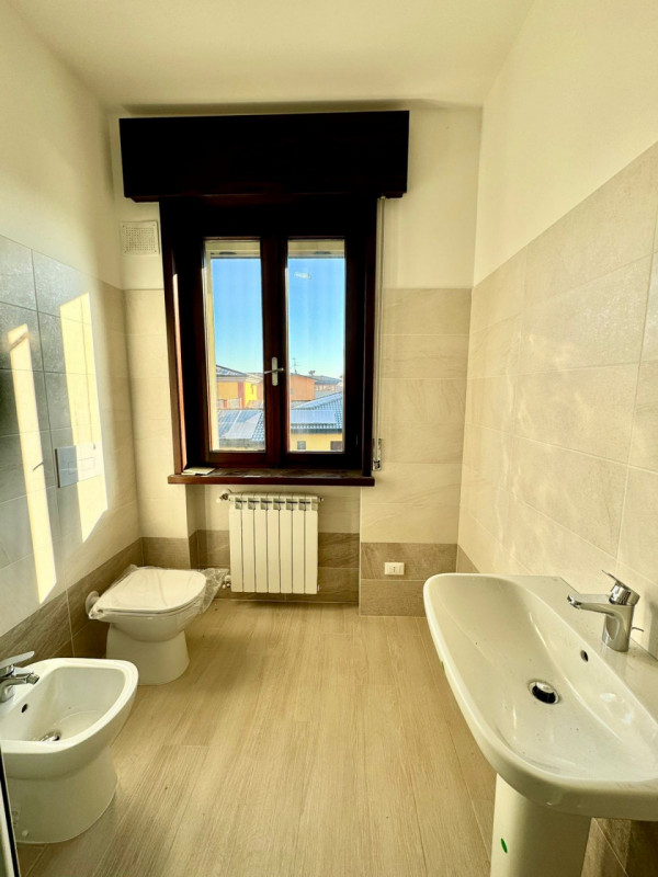 Immagine 13 di Appartamento in affitto  in VIA DE GASPERI a Isorella