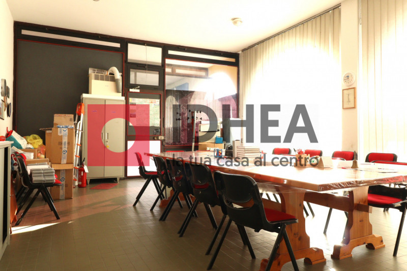 Immagine 7 di Negozio in vendita  in PIAZZA UMBERTO PRIMO a Villorba