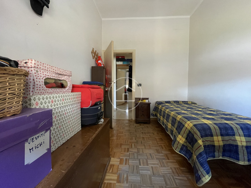 Immagine 31 di Appartamento in vendita  in via benedetto croce 93 a Pistoia