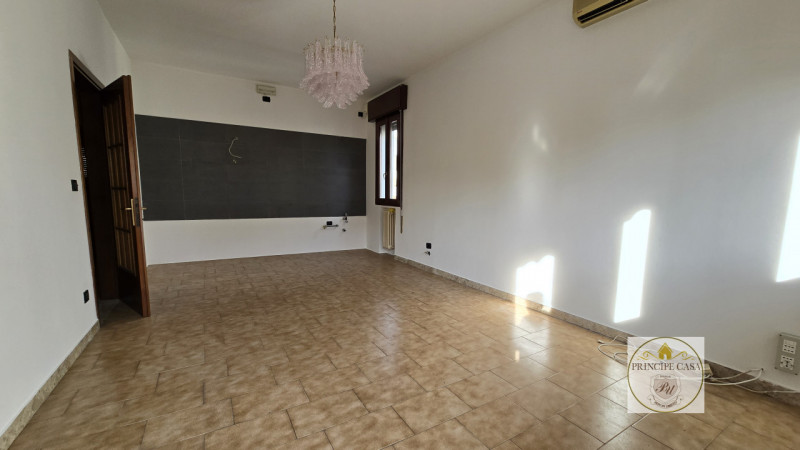 Immagine 1 di Casa bifamiliare in vendita  in via a. callegari a Este