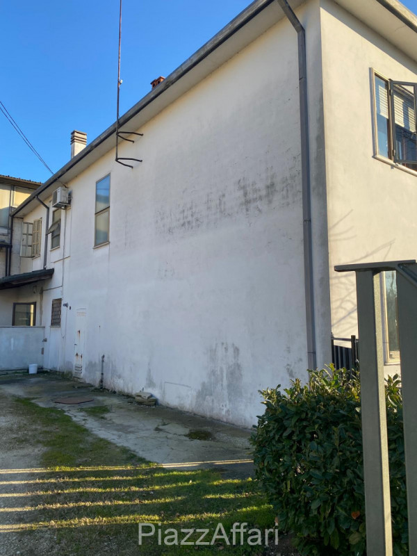 Immagine 6 di Capannone industriale in vendita  in Via Roma a Arzergrande