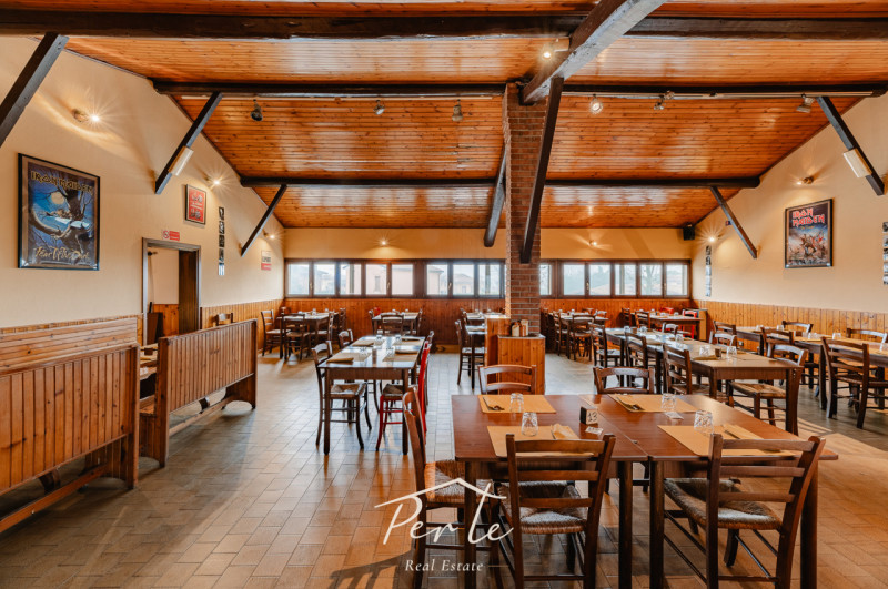 Immagine 18 di Attività commerciale in vendita  in via roma 4 a Schivenoglia