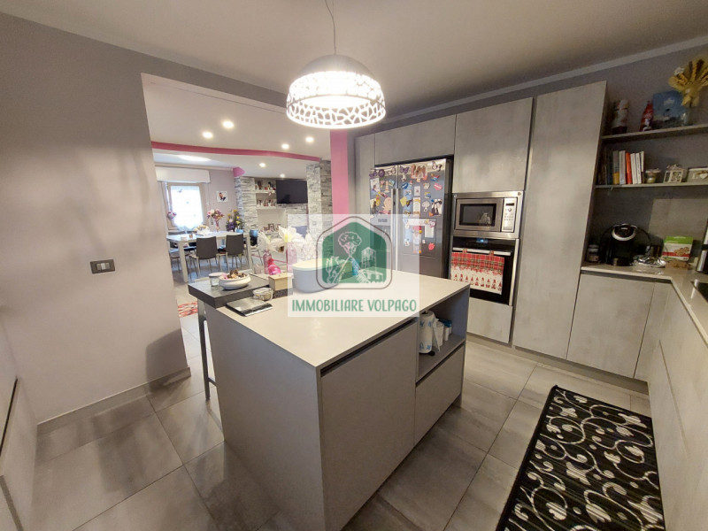 Immagine 2 di Casa bifamiliare in vendita  in GIAVERA DEL MONTELLO a Giavera Del Montello