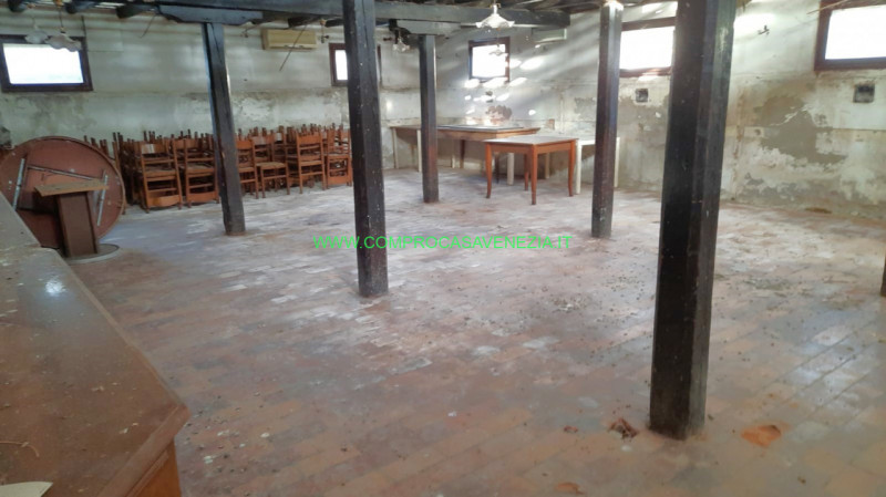 Immagine 10 di Casa indipendente in vendita  in preganziol a Preganziol