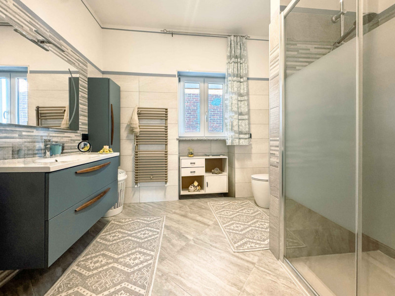 Immagine 12 di Casa indipendente in vendita  in via vittorio veneto n 6 a Cureggio