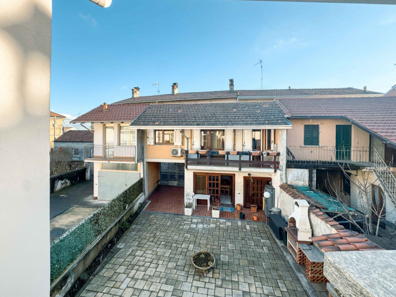 Immagine 18 di Casa indipendente in vendita  in via vittorio veneto n 6 a Cureggio