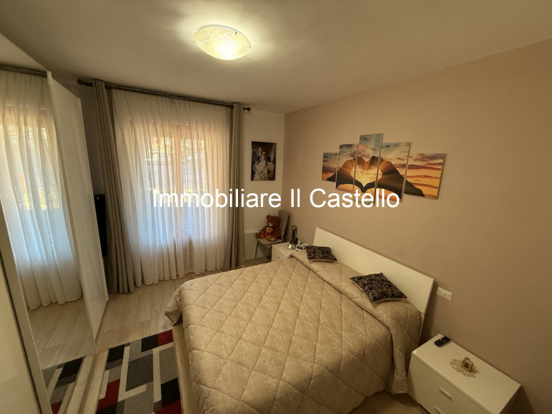 Immagine 5 di Appartamento in vendita  in SILVIO PELLICO a Castiglione Del Lago