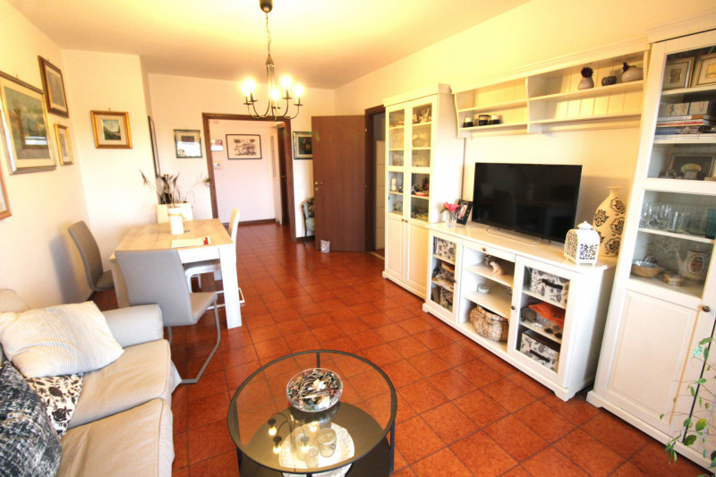 Immagine 2 di Appartamento in vendita  in Largo Salvatore Zappalà a Roma