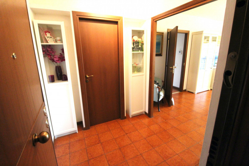 Immagine 5 di Appartamento in vendita  in Largo Salvatore Zappalà a Roma