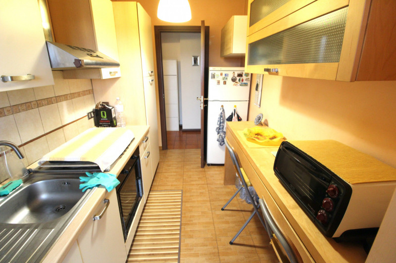 Immagine 8 di Appartamento in vendita  in Largo Salvatore Zappalà a Roma