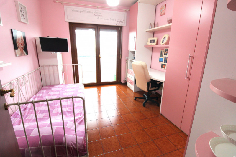 Immagine 12 di Appartamento in vendita  in Largo Salvatore Zappalà a Roma