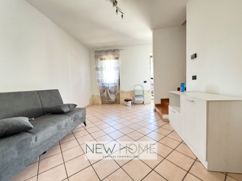 Immagine 4 di Rustico / casale in vendita  in Via Contarina a Verona