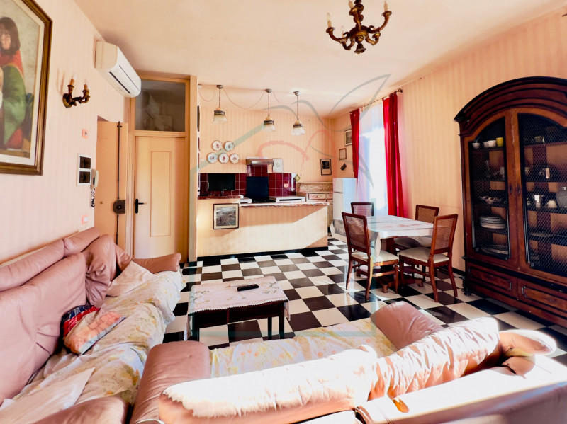 Immagine 4 di Appartamento in vendita  in Via Aurelia lato Pisa 36 a Sarzana