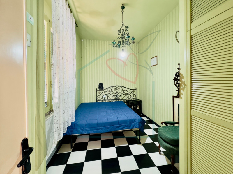 Immagine 12 di Appartamento in vendita  in Via Aurelia lato Pisa 36 a Sarzana