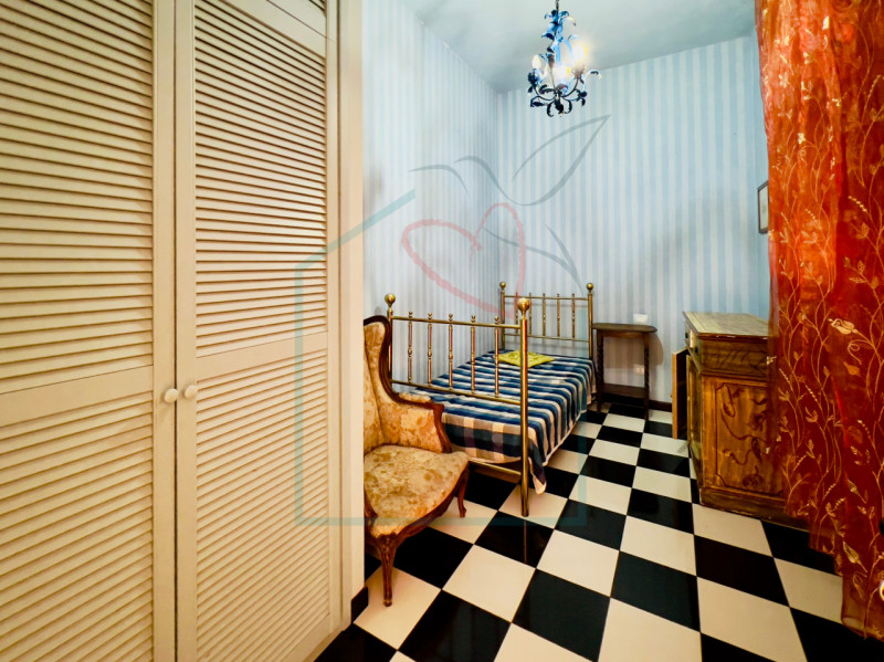 Immagine 14 di Appartamento in vendita  in Via Aurelia lato Pisa 36 a Sarzana