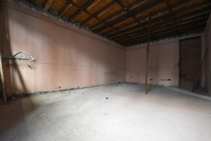 Immagine 21 di Appartamento in vendita  in Corso Mazzini 37 a Bussolengo