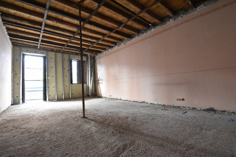 Immagine 23 di Appartamento in vendita  in Corso Mazzini 37 a Bussolengo