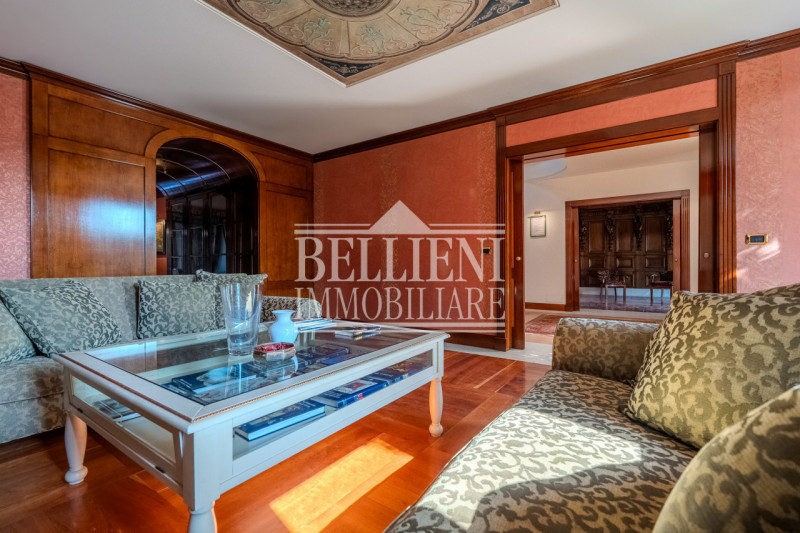 Immagine 3 di Villa in vendita  in Strada della Parolina a Vicenza