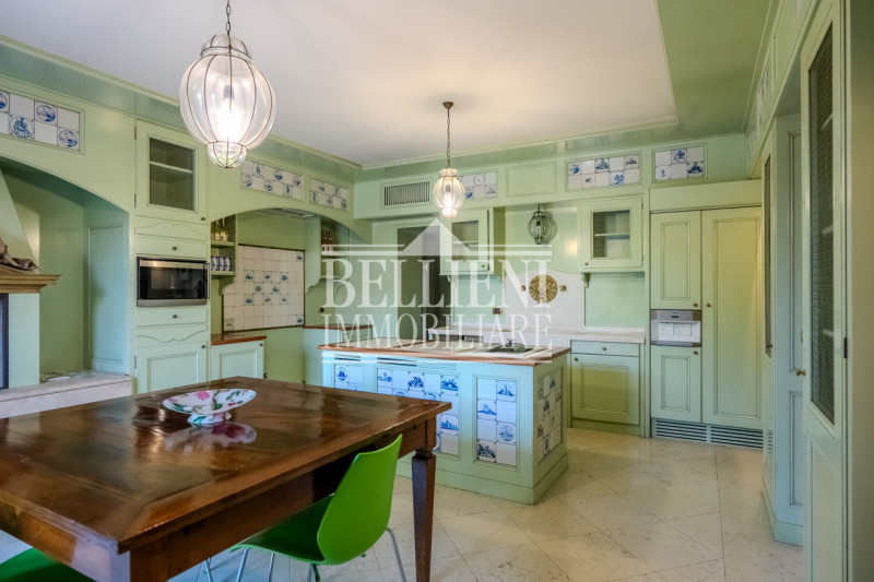 Immagine 11 di Villa in vendita  in Strada della Parolina a Vicenza