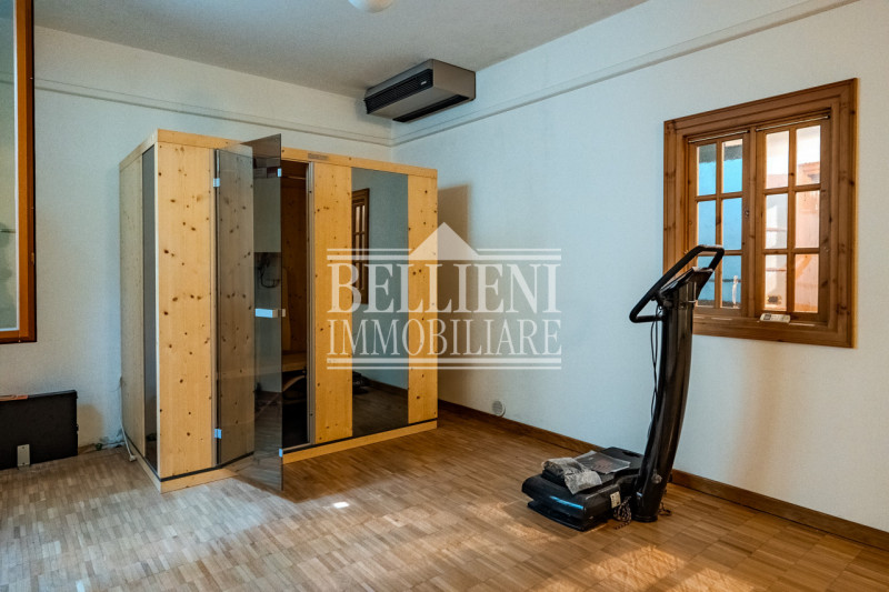 Immagine 27 di Villa in vendita  in Strada della Parolina a Vicenza