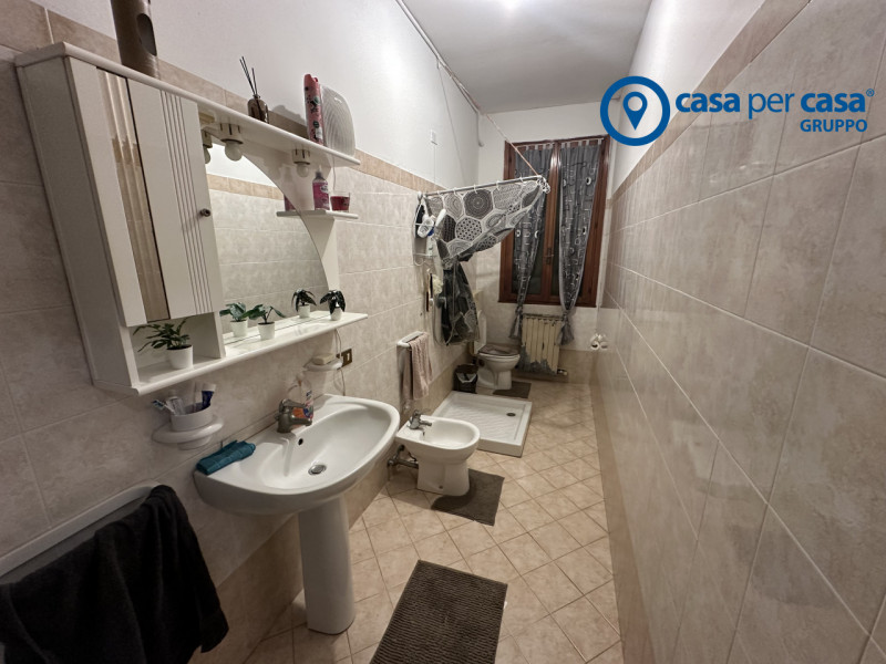 Immagine 8 di Appartamento in vendita  in Via Buzzolla 15 a Adria