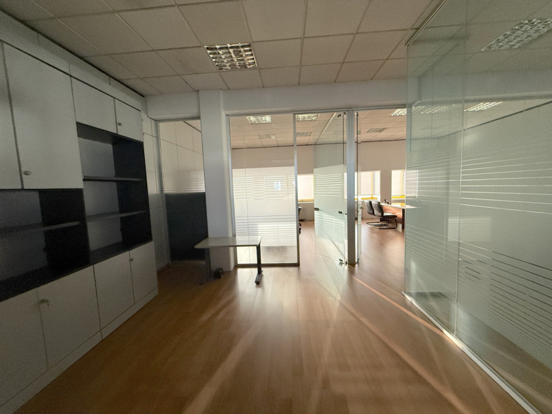 Immagine 18 di Ufficio in affitto  in Via Della Madonnina a Montebelluna