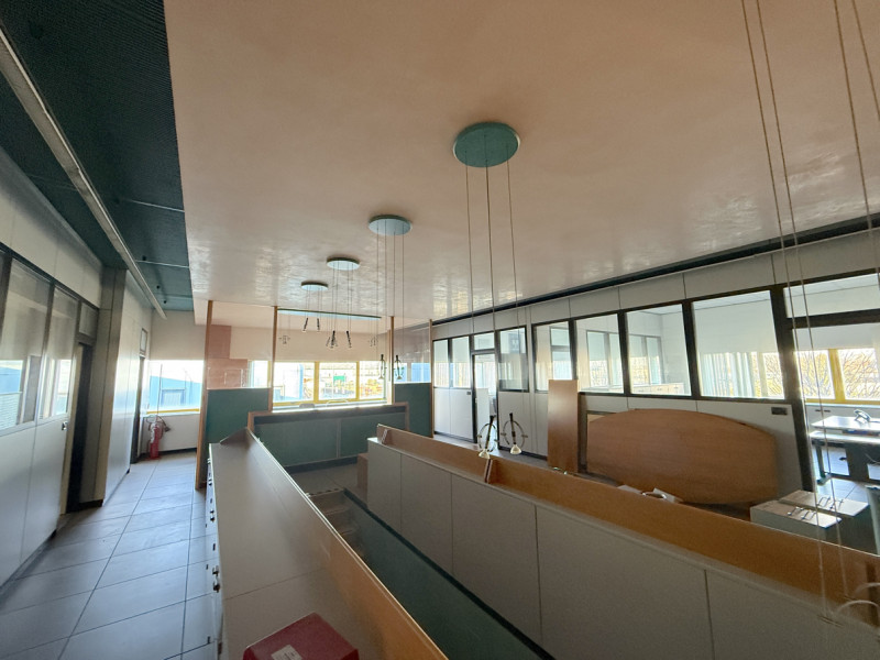 Immagine 24 di Ufficio in affitto  in Via Della Madonnina a Montebelluna