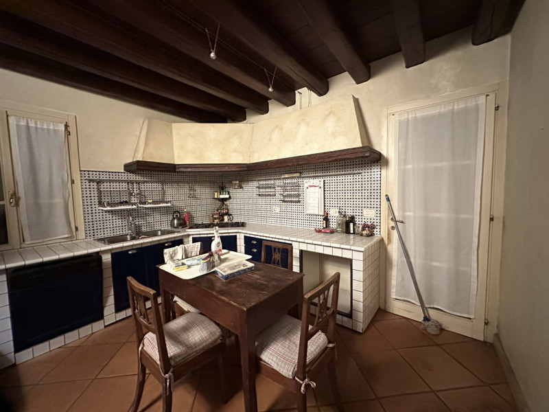 Immagine 17 di Villa in vendita  a Teolo